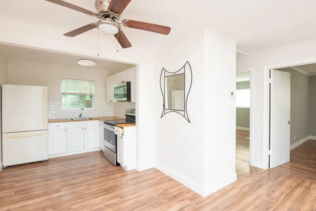 715 N Swinton Avenue Delray Beach FL 33444