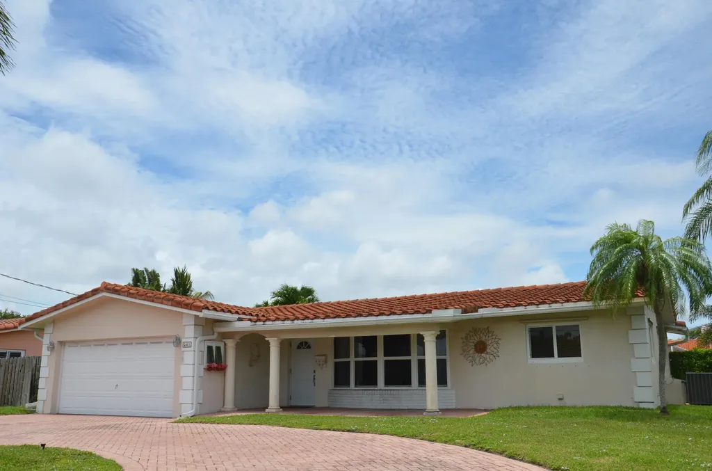 641 SE 11th Street Pompano Beach FL 33060