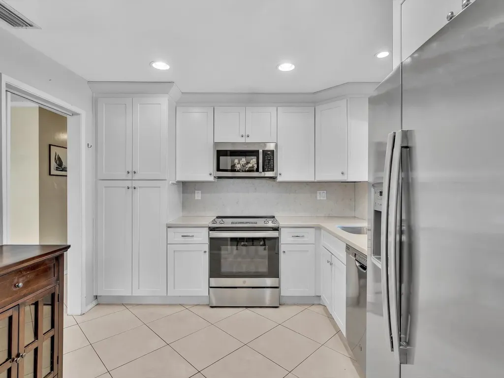641 SE 11th Street Pompano Beach FL 33060