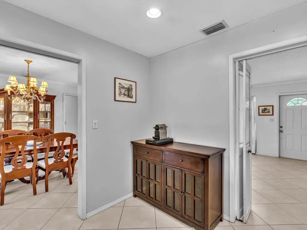 641 SE 11th Street Pompano Beach FL 33060