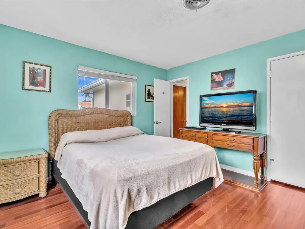 641 SE 11th Street Pompano Beach FL 33060