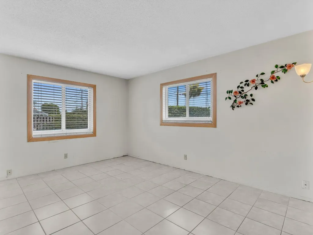 641 SE 11th Street Pompano Beach FL 33060