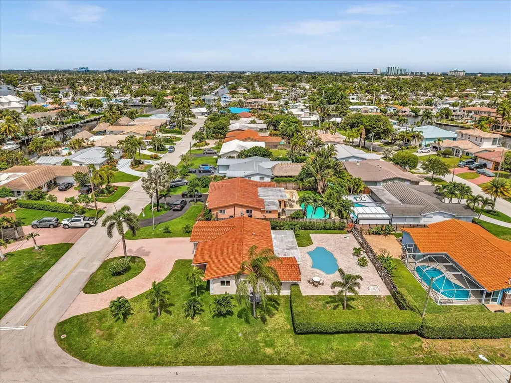 641 SE 11th Street Pompano Beach FL 33060