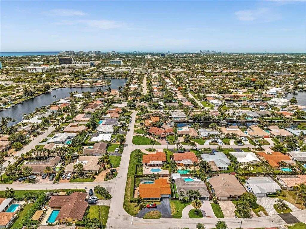 641 SE 11th Street Pompano Beach FL 33060