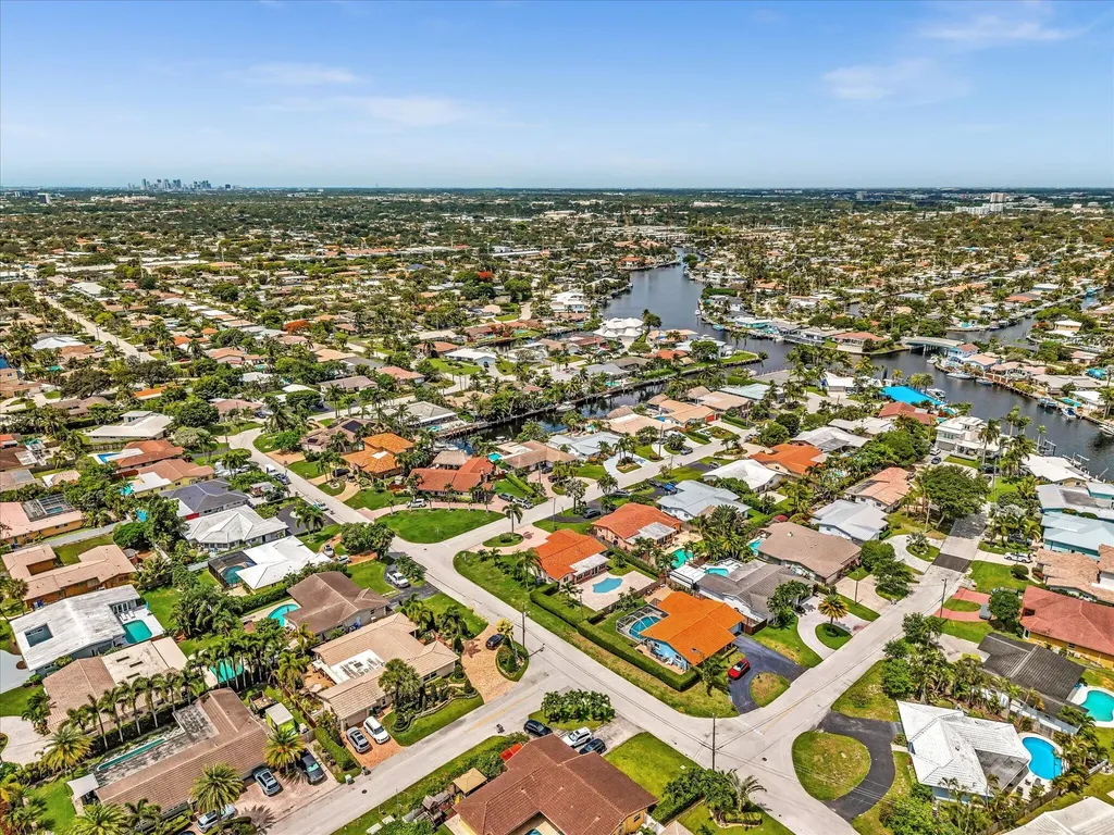 641 SE 11th Street Pompano Beach FL 33060