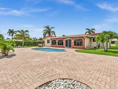 641 SE 11th Street Pompano Beach FL 33060