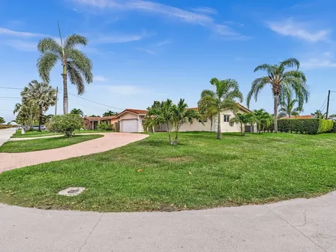 641 SE 11th Street Pompano Beach FL 33060