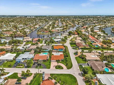 641 SE 11th Street Pompano Beach FL 33060