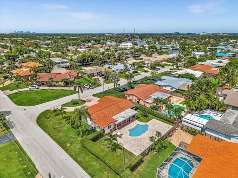 641 SE 11th Street Pompano Beach FL 33060