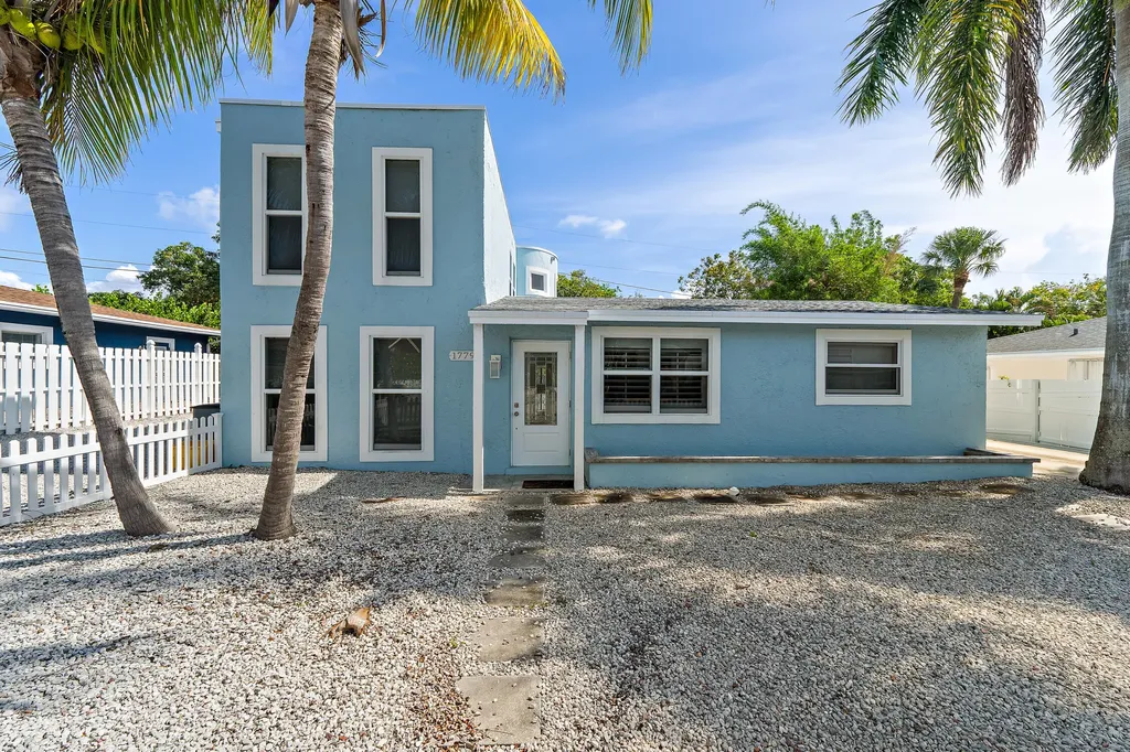 1779 Len Drive North Palm Beach FL 33408
