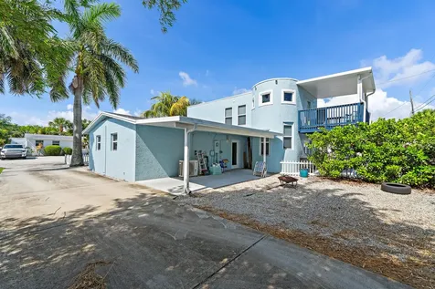 1779 Len Drive North Palm Beach FL 33408