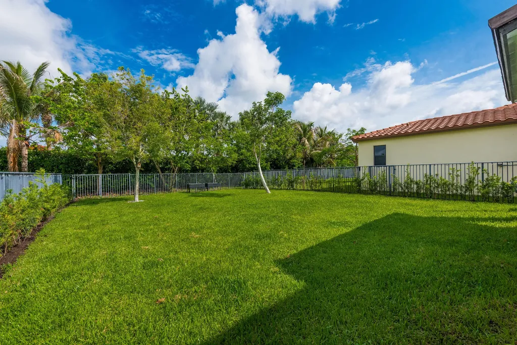 5539 Starfish Road Westlake FL 33470