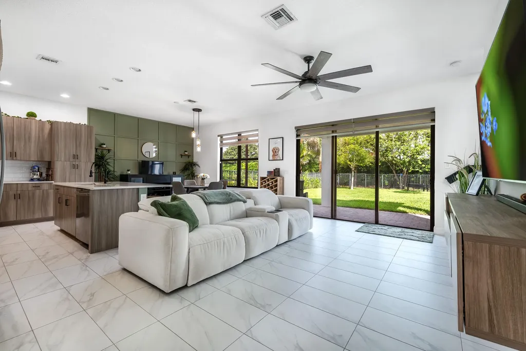 5539 Starfish Road Westlake FL 33470