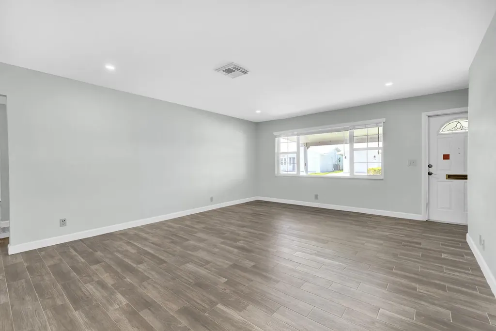 714 SW 16th Street Boynton Beach FL 33426