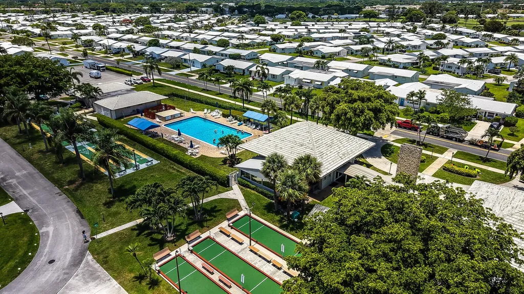 714 SW 16th Street Boynton Beach FL 33426