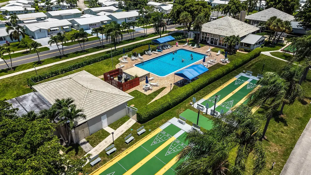 714 SW 16th Street Boynton Beach FL 33426