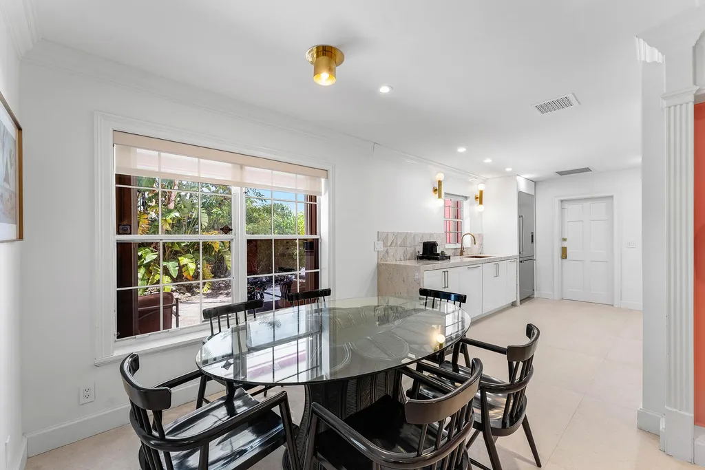 247 SE 3rd Avenue Delray Beach FL 33483