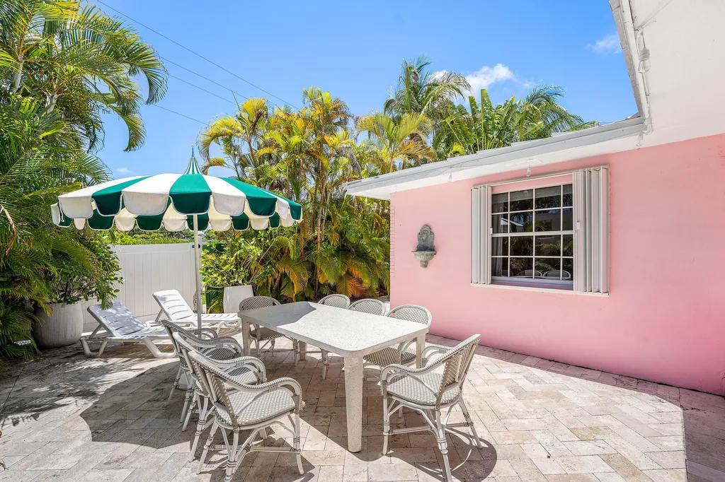 247 SE 3rd Avenue Delray Beach FL 33483
