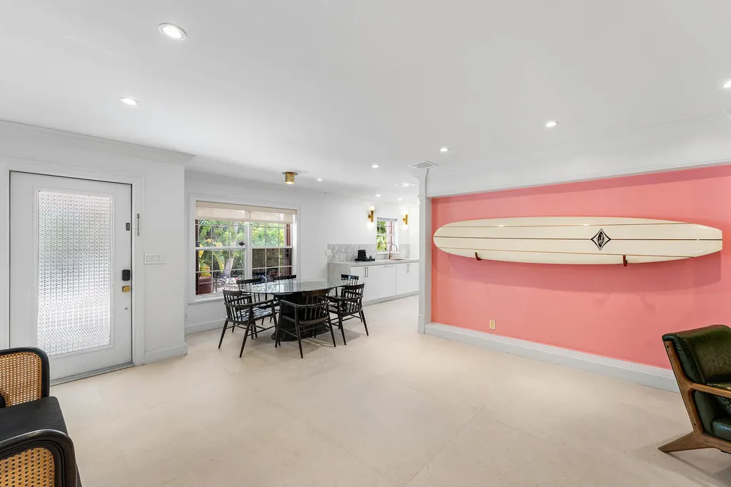 247 SE 3rd Avenue Delray Beach FL 33483
