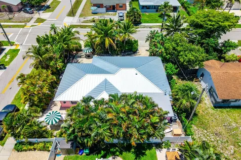 247 SE 3rd Avenue Delray Beach FL 33483