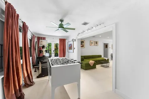 247 SE 3rd Avenue Delray Beach FL 33483