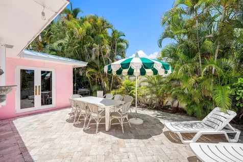 247 SE 3rd Avenue Delray Beach FL 33483