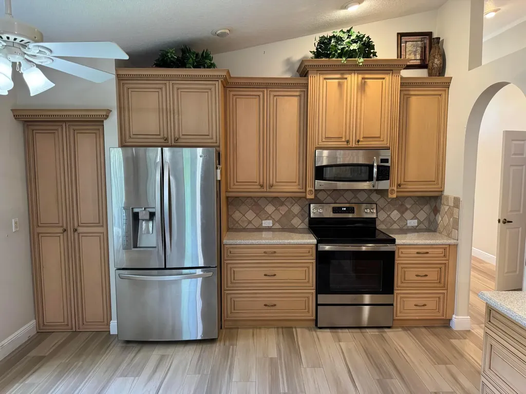 6693 Sun River Road Boynton Beach FL 33437