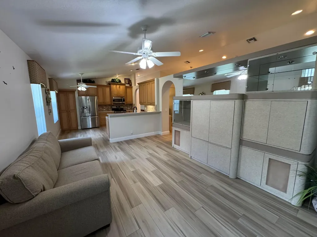 6693 Sun River Road Boynton Beach FL 33437