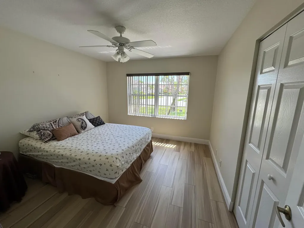 6693 Sun River Road Boynton Beach FL 33437