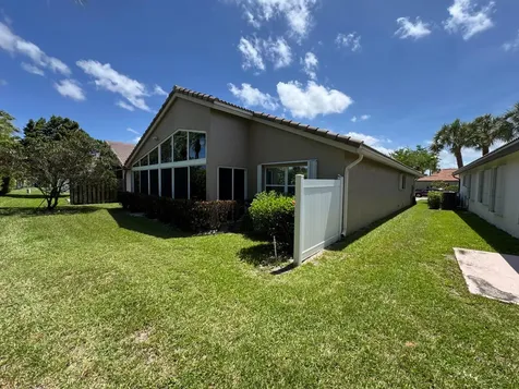 6693 Sun River Road Boynton Beach FL 33437