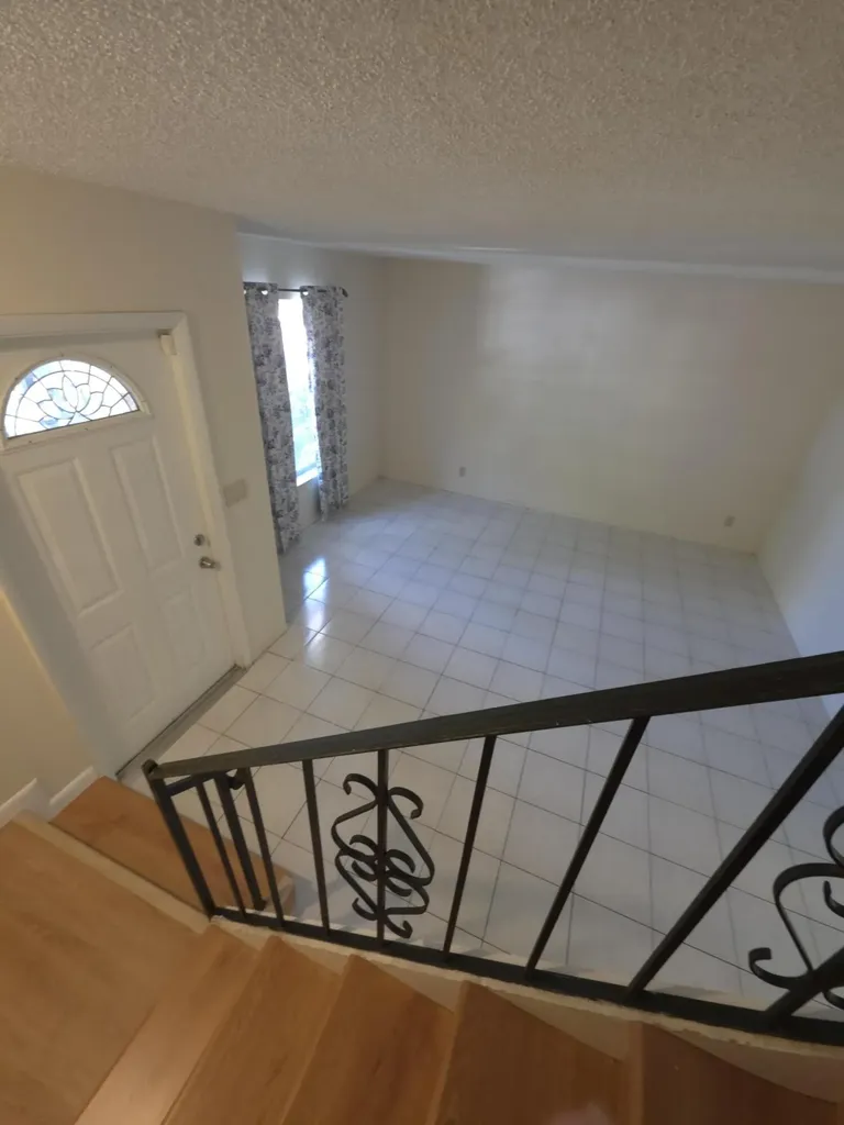 Hallandale Beach FL 33009