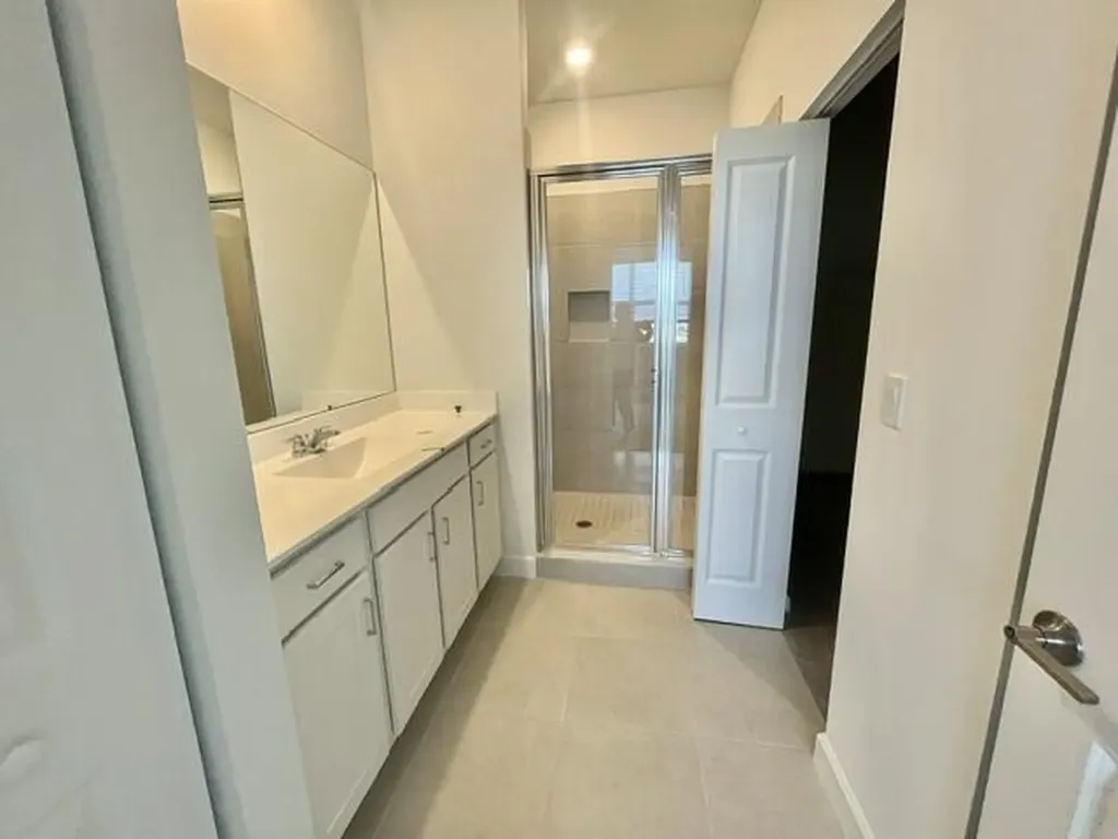 675 SE Lake Falls Street Port St Lucie FL 34984