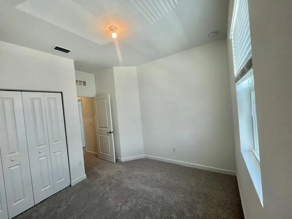 675 SE Lake Falls Street Port St Lucie FL 34984