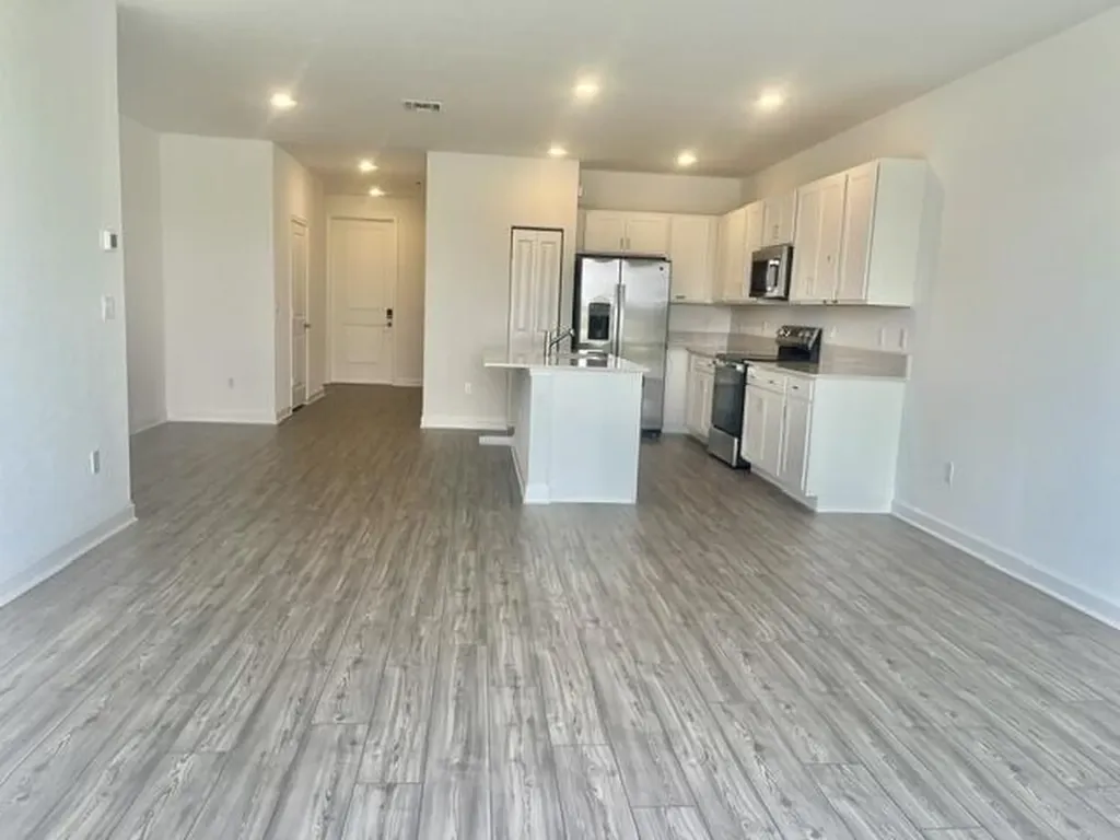 675 SE Lake Falls Street Port St Lucie FL 34984