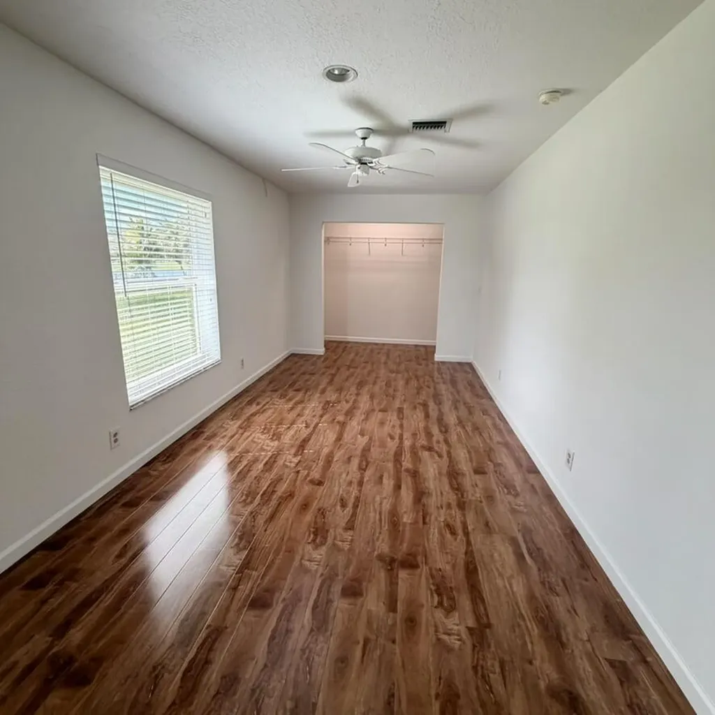 147 Sunflower Circle Royal Palm Beach FL 33411