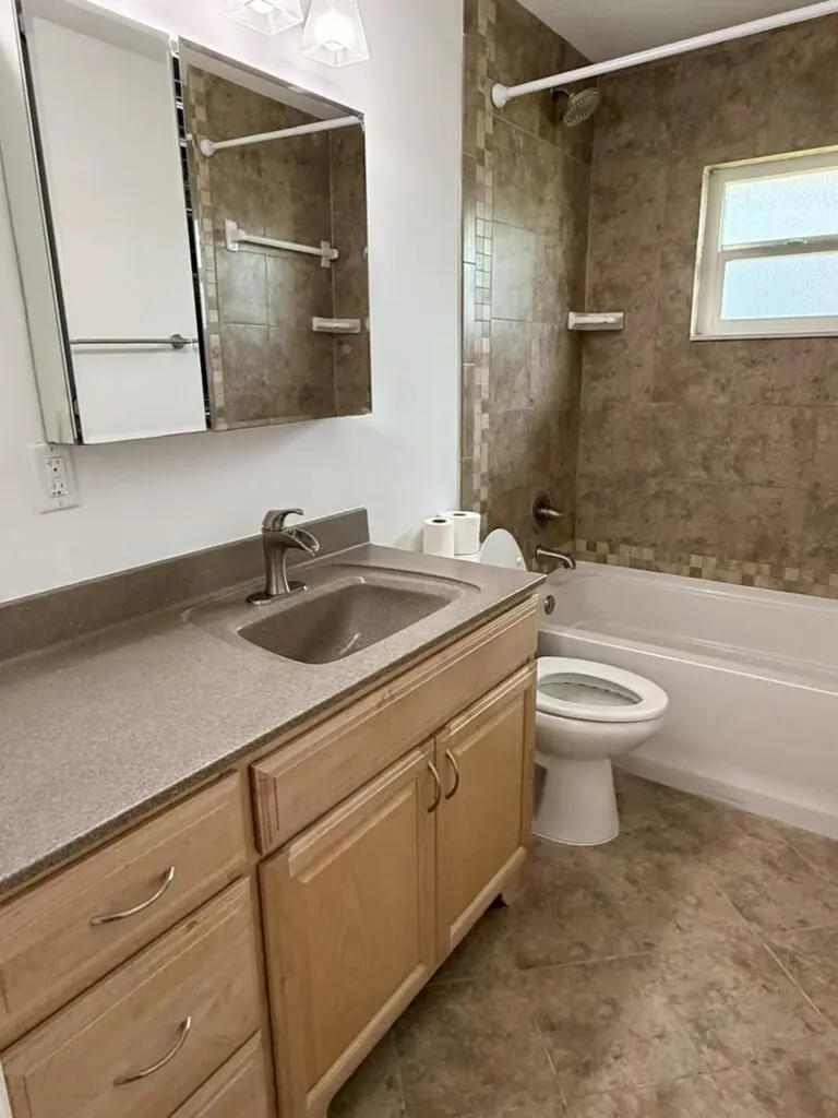 147 Sunflower Circle Royal Palm Beach FL 33411