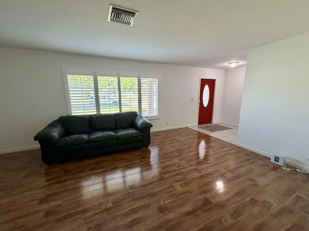 147 Sunflower Circle Royal Palm Beach FL 33411
