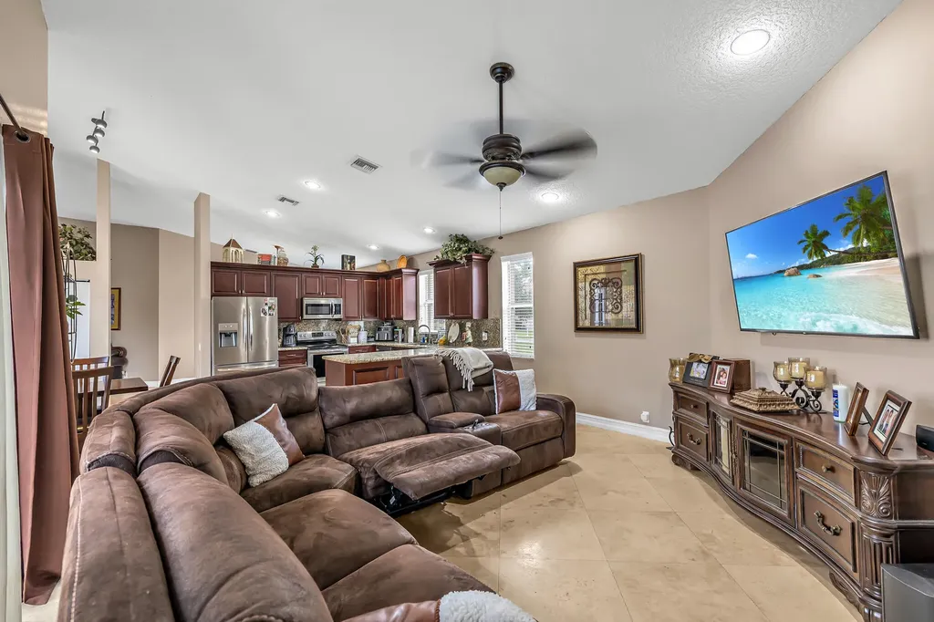 5934 NW 74th Street Parkland FL 33067