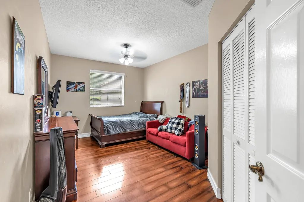5934 NW 74th Street Parkland FL 33067
