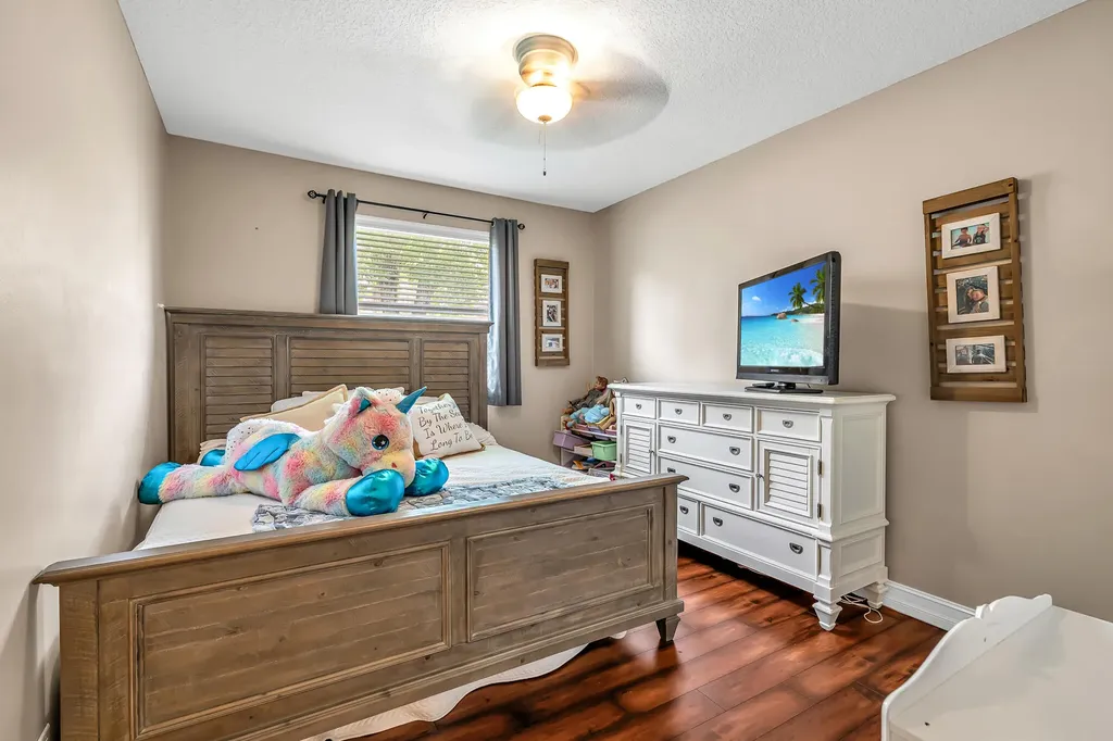 5934 NW 74th Street Parkland FL 33067