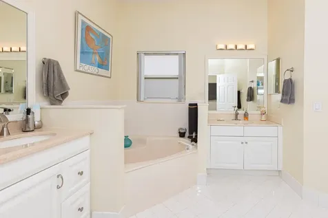 1561 NW 168th Avenue Pembroke Pines FL 33028