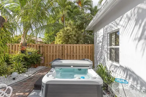 1561 NW 168th Avenue Pembroke Pines FL 33028