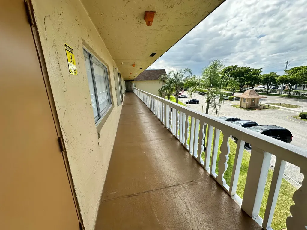 555 Purdy Lane Palm Springs FL 33461