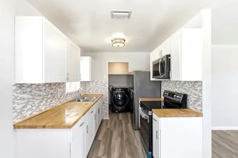 2302 Avenue M Riviera Beach FL 33404