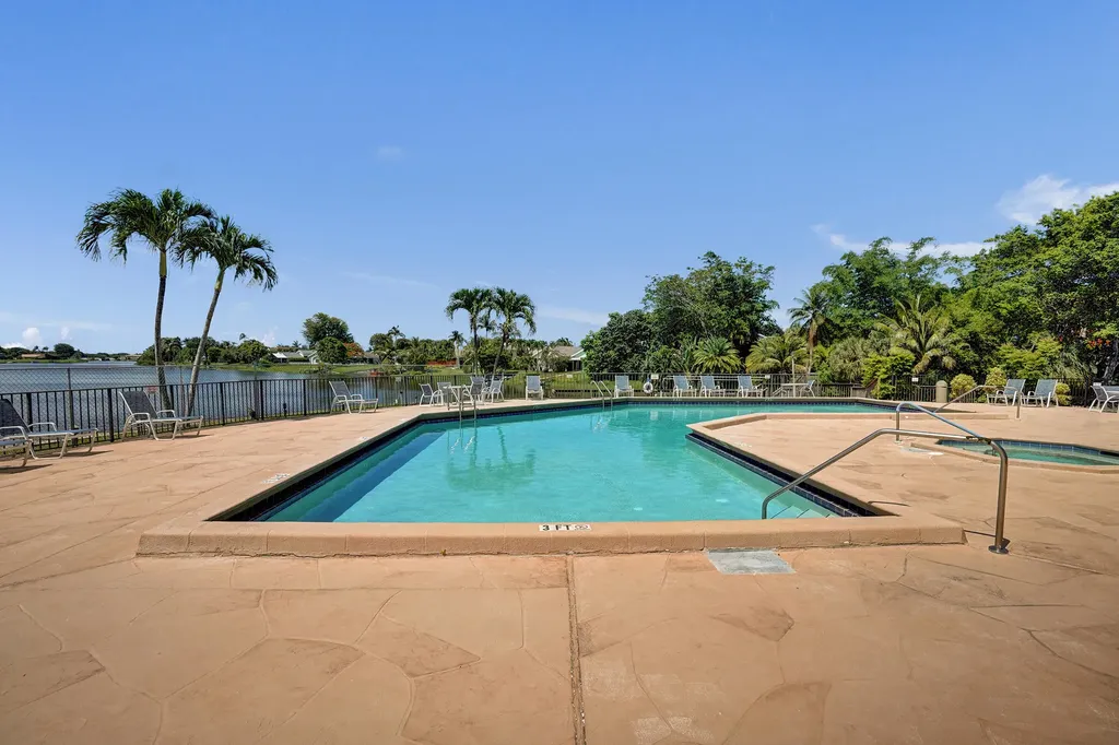 820 NW 21st Way Delray Beach FL 33445