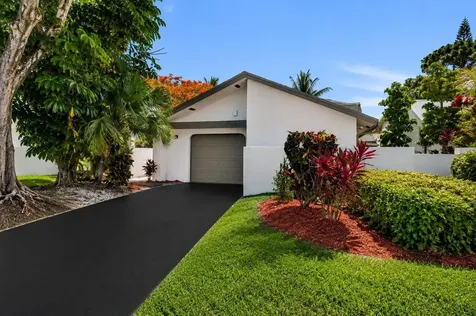820 NW 21st Way Delray Beach FL 33445
