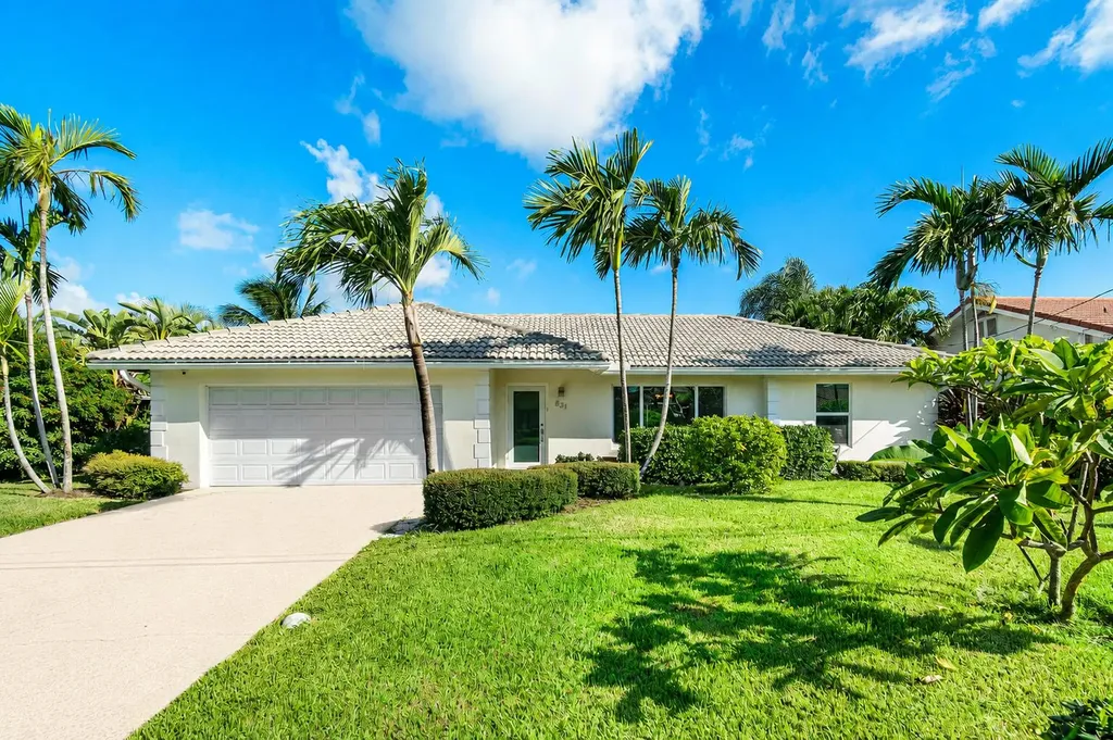831 Berkeley Street Boca Raton FL 33487