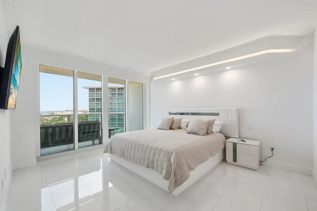 333 NE 21st Avenue Deerfield Beach FL 33441
