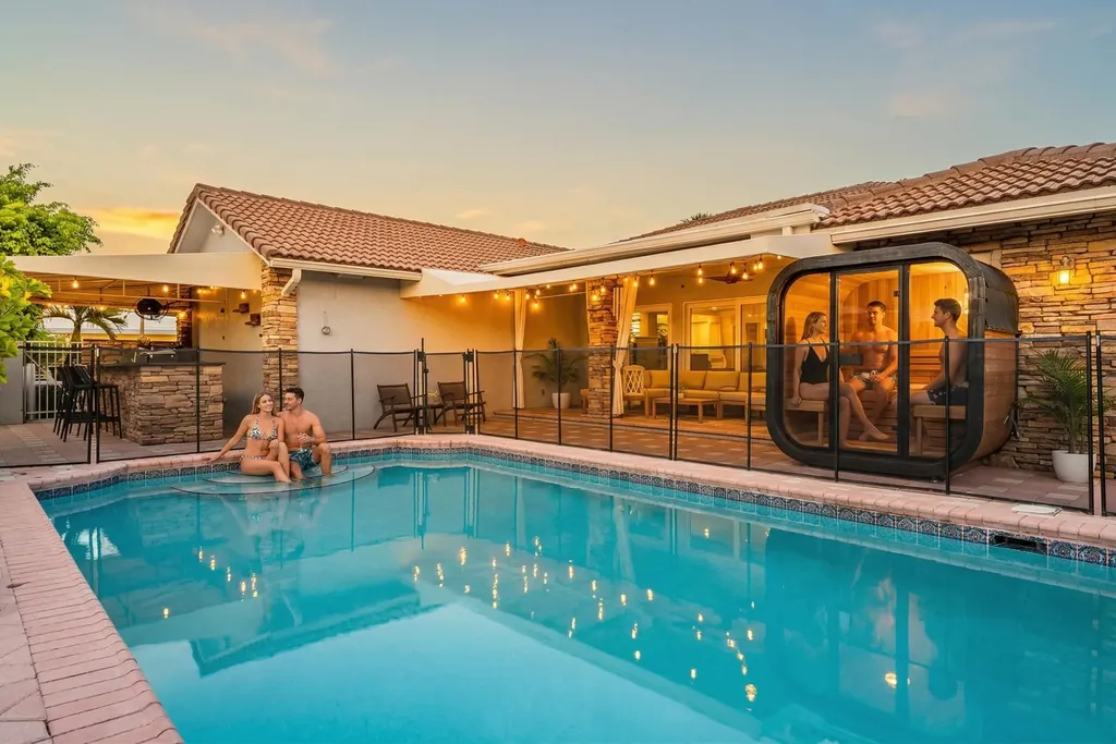 5841 Bayview Drive Fort Lauderdale FL 33308