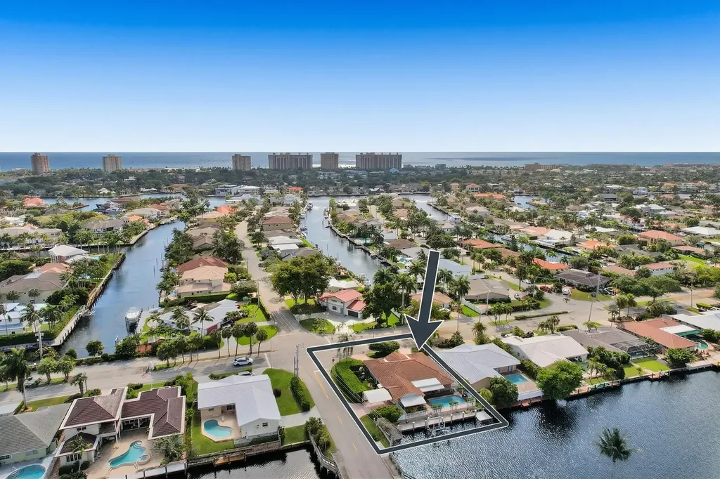 5841 Bayview Drive Fort Lauderdale FL 33308